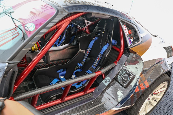 Четыре топливных насоса для 1646 лошадиных сил: тюнинг Dodge Viper SRT для RDS GP