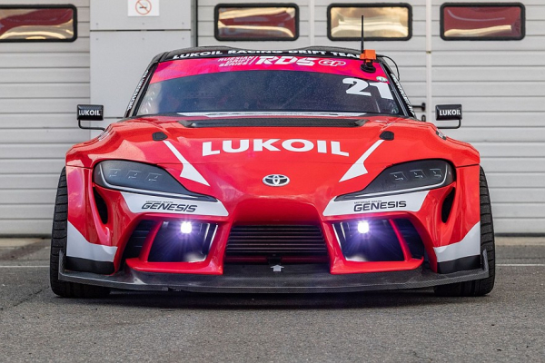 Много карбона, мало веса и рулевая рейка от BMW: тюнинг Toyota Supra A90 для RDS GP