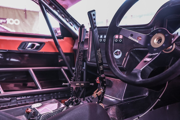 Много карбона, мало веса и рулевая рейка от BMW: тюнинг Toyota Supra A90 для RDS GP