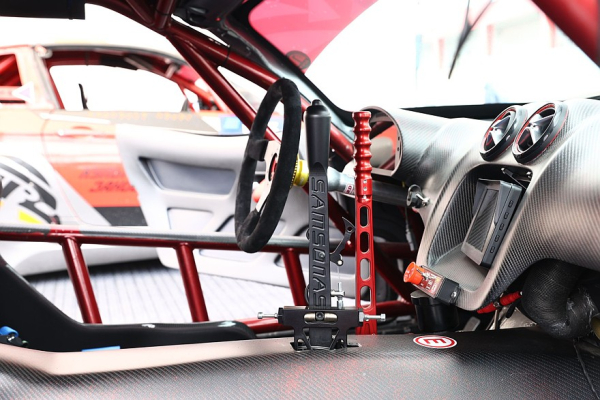 Четыре топливных насоса для 1646 лошадиных сил: тюнинг Dodge Viper SRT для RDS GP