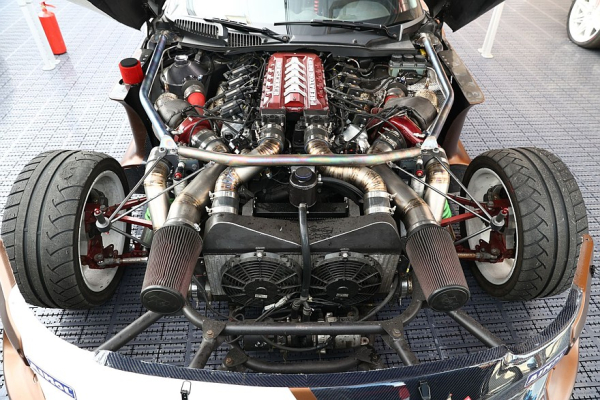 Четыре топливных насоса для 1646 лошадиных сил: тюнинг Dodge Viper SRT для RDS GP