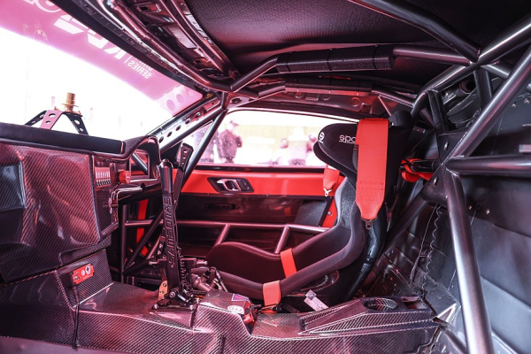 Много карбона, мало веса и рулевая рейка от BMW: тюнинг Toyota Supra A90 для RDS GP
