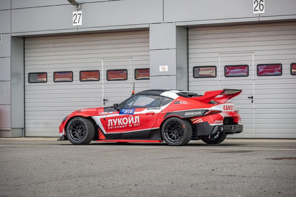Много карбона, мало веса и рулевая рейка от BMW: тюнинг Toyota Supra A90 для RDS GP