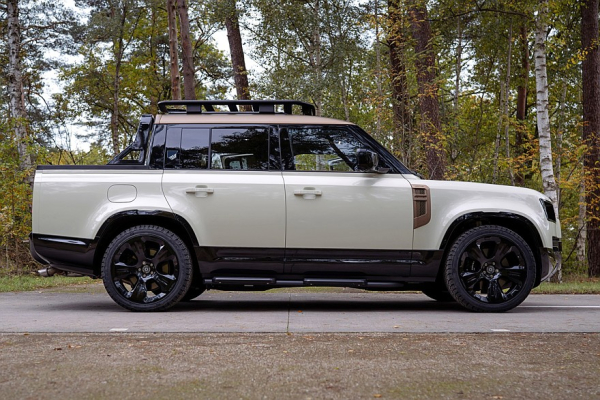 Land Rover Defender стал пикапом стараниями Heritage Customs и Urban Automotive Land Rover Defender стал пикапом стараниями Heritage Customs и Urban Automotive