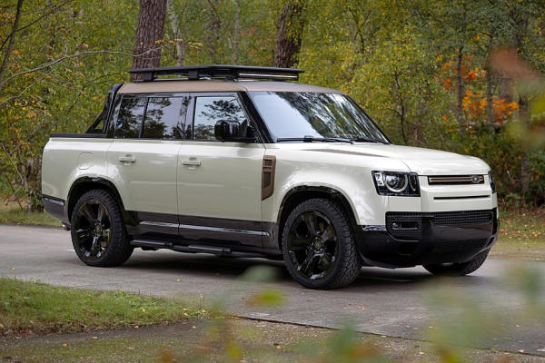 Land Rover Defender стал пикапом стараниями Heritage Customs и Urban Automotive Land Rover Defender стал пикапом стараниями Heritage Customs и Urban Automotive