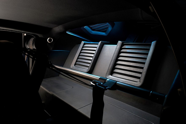 Тачка криминального босса: роскошный Ford Mustang Kingpin от Ringbrothers Тачка криминального босса: роскошный Ford Mustang Kingpin от Ringbrothers